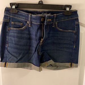 Mid rise midi shorts
